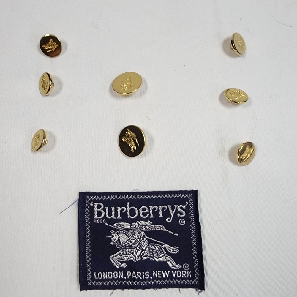 VINTAGE Burberry Gold Metal Shank Buttons Set Of 8 With Burberrys Label Patch